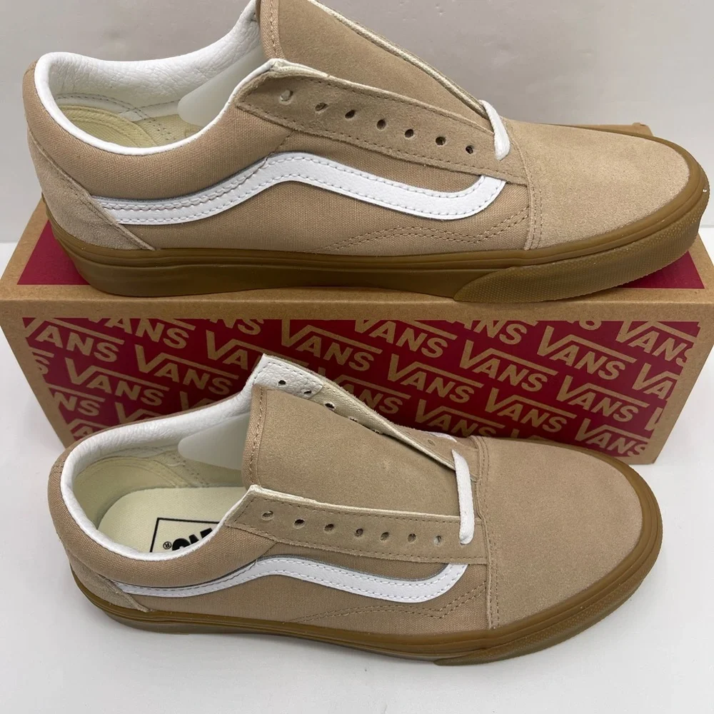 Vans Women's Beige and White Sneakers Old Skool Sesame/Gum VN0A38G1QA2 Sneakers